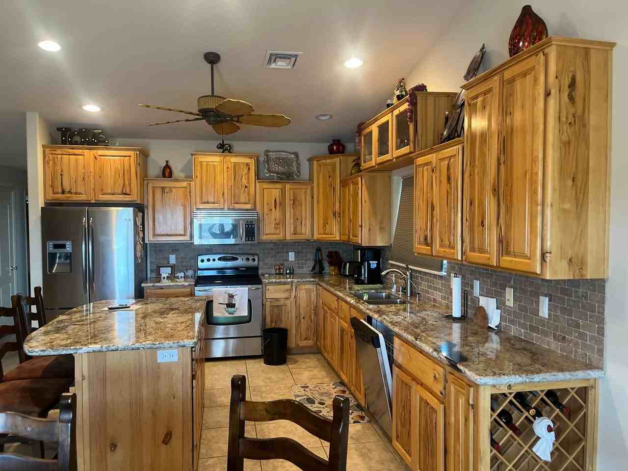 1011 Palo Verde Plz - Photo 7 of 38