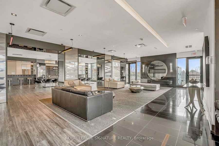 33 Shore Breeze Drive - Photo 3 of 30