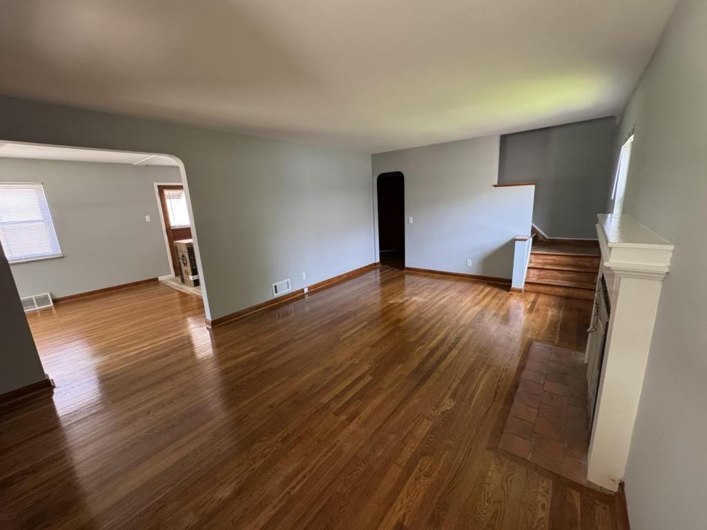 4130 Superior Ave - Photo 2 of 20