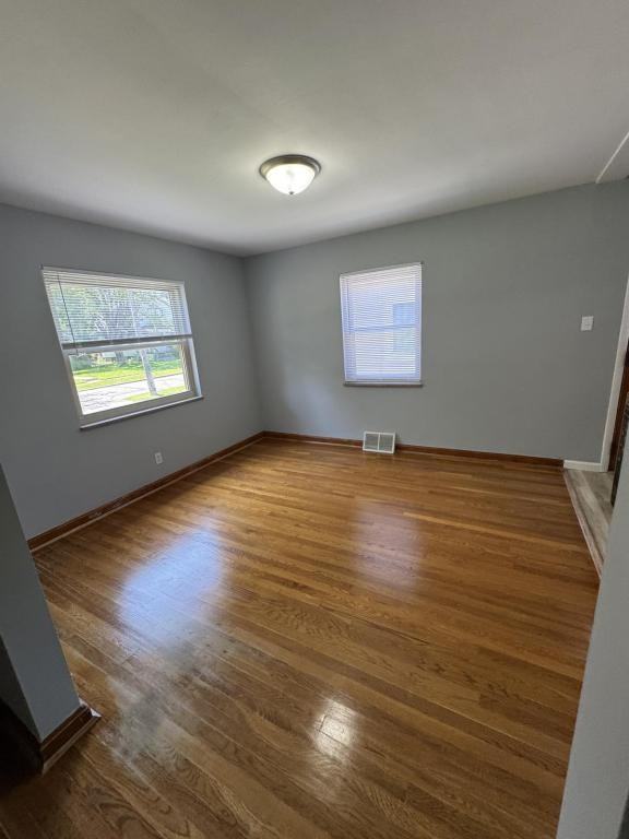 4130 Superior Ave - Photo 3 of 20