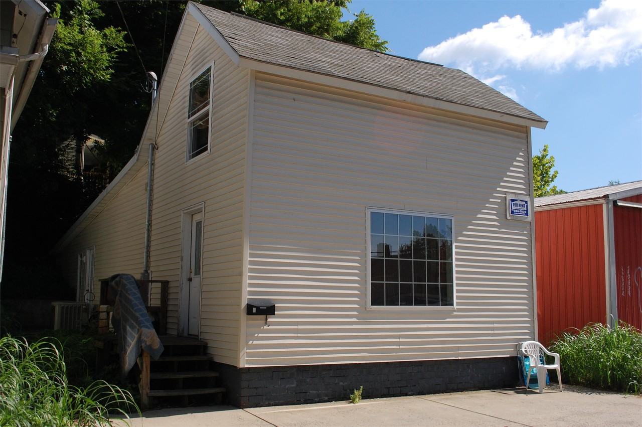 6 Coulson Ave - Photo 4 of 5