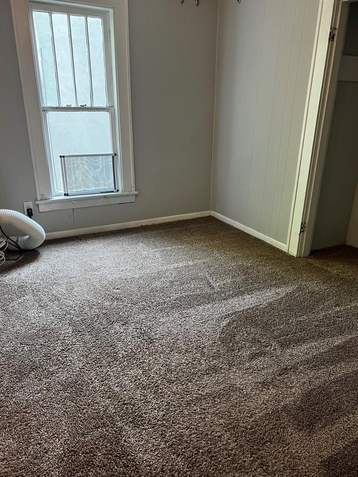 8 Foster Pl - Photo 4 of 6