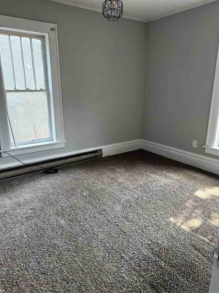 8 Foster Pl - Photo 2 of 6