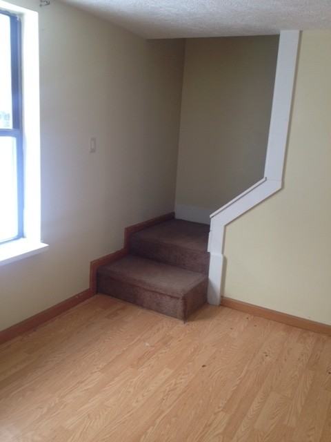 38 N Plains Rd - Photo 3 of 6