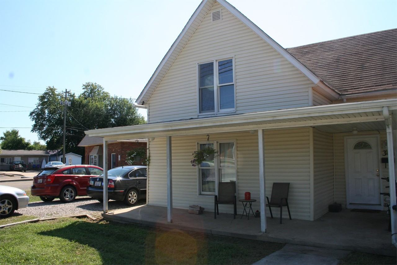 38 N Plains Rd - Photo 2 of 6