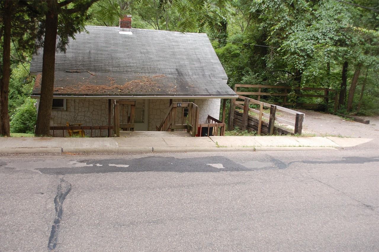 48 Madison Ave - Photo 2 of 3