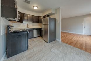 941 Brookside Ave #C - Photo 1 of 1