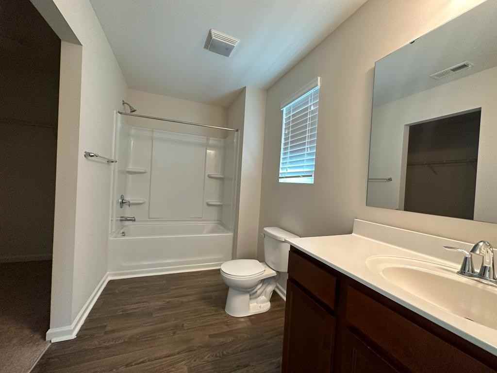 9425 Hanberry Blvd - Photo 3 of 50