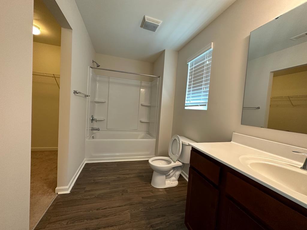 9425 Hanberry Blvd - Photo 5 of 50