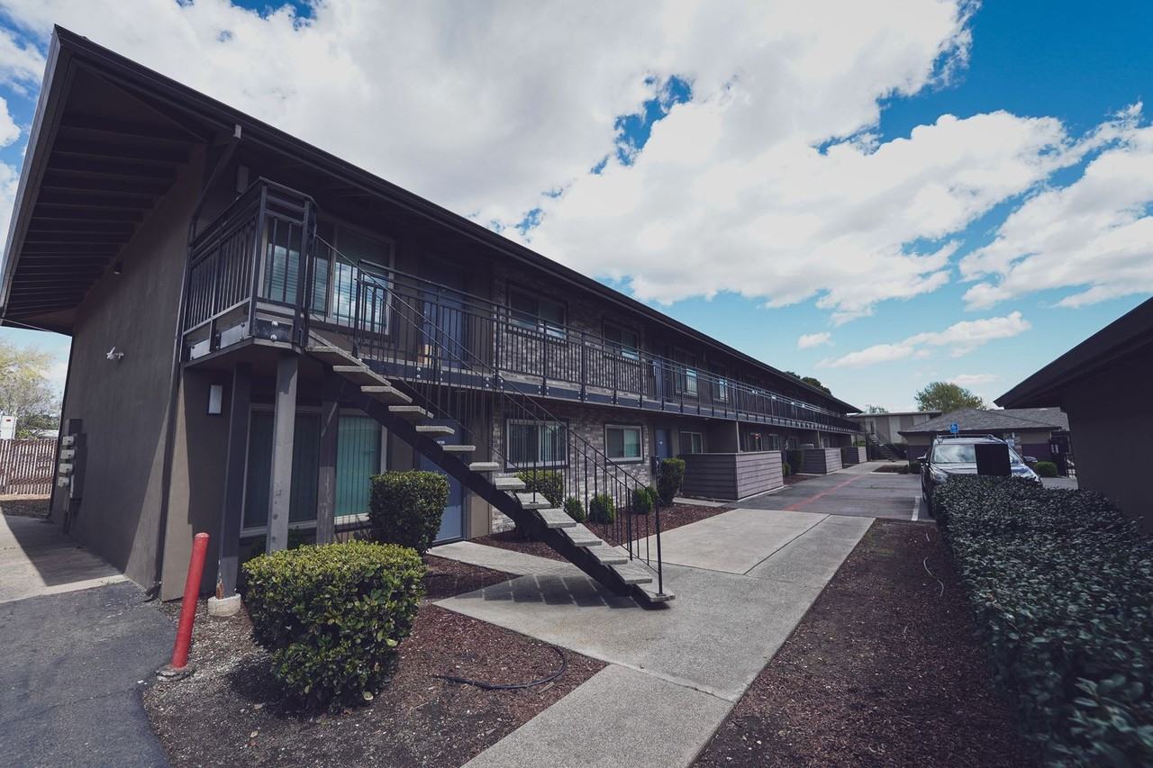 Avanti Apartment Homes - Photo 4 of 16