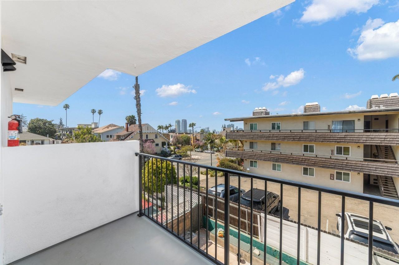 The Noble - Photo 7 of 50