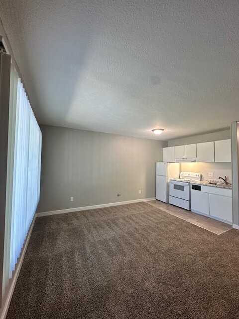 10235 Ne Prescott St #57 - Photo 4 of 7