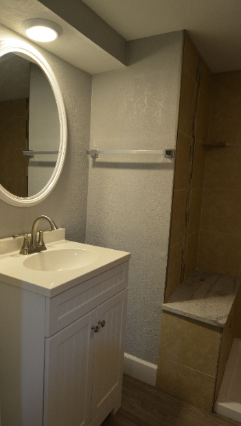 2100 E 13th St Unit B - Photo 6 of 8