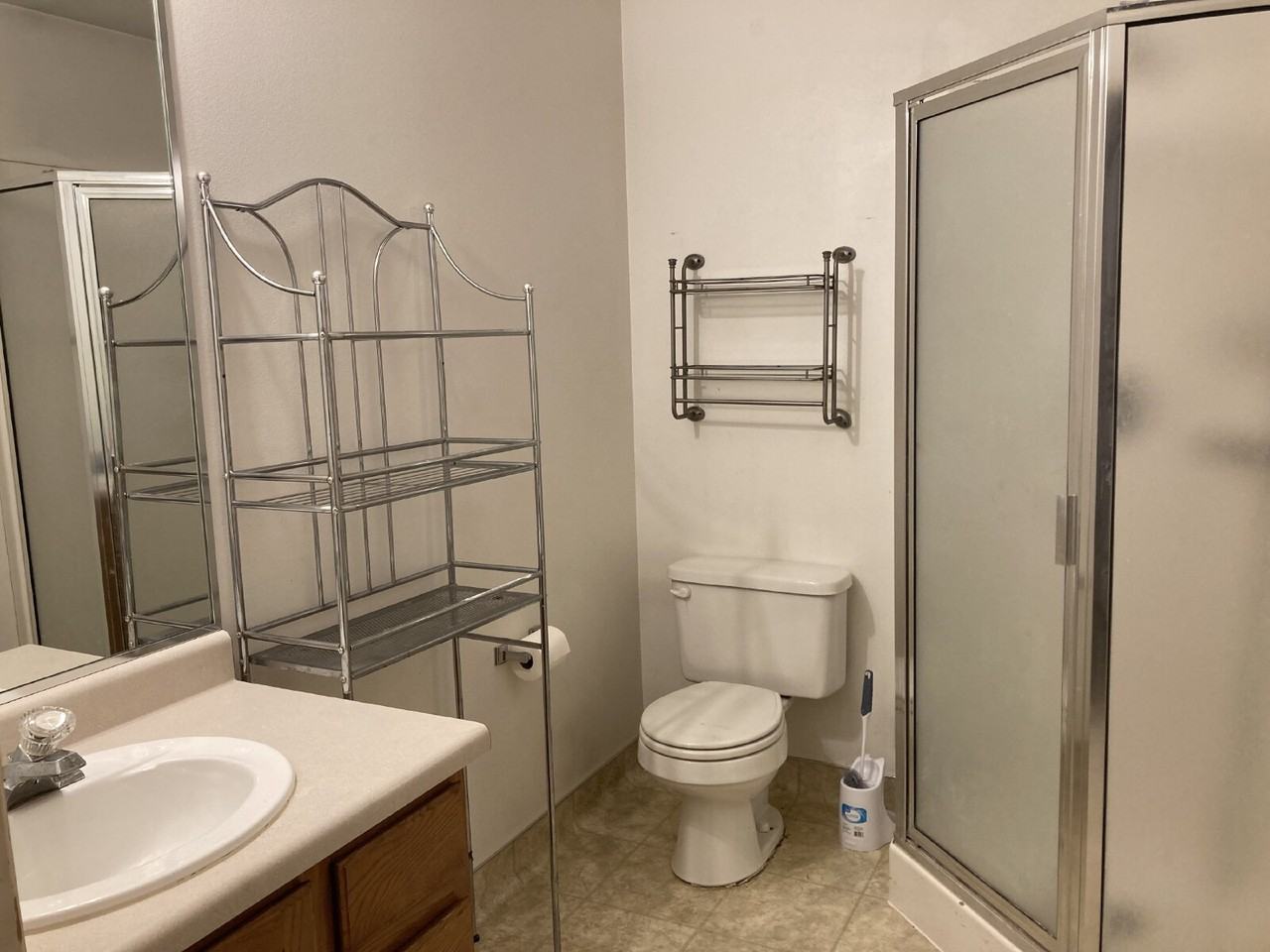 608 W 700 N - Photo 7 of 7