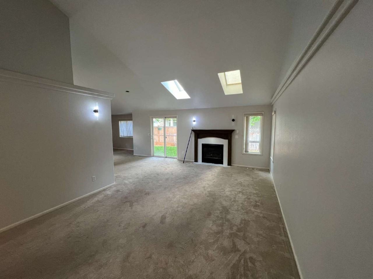 3378 Merryvale Rd - Photo 4 of 20