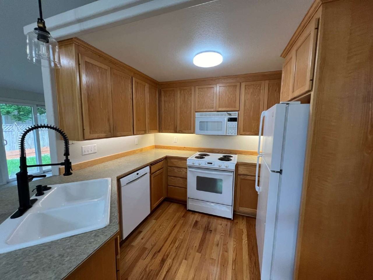 3378 Merryvale Rd - Photo 7 of 20