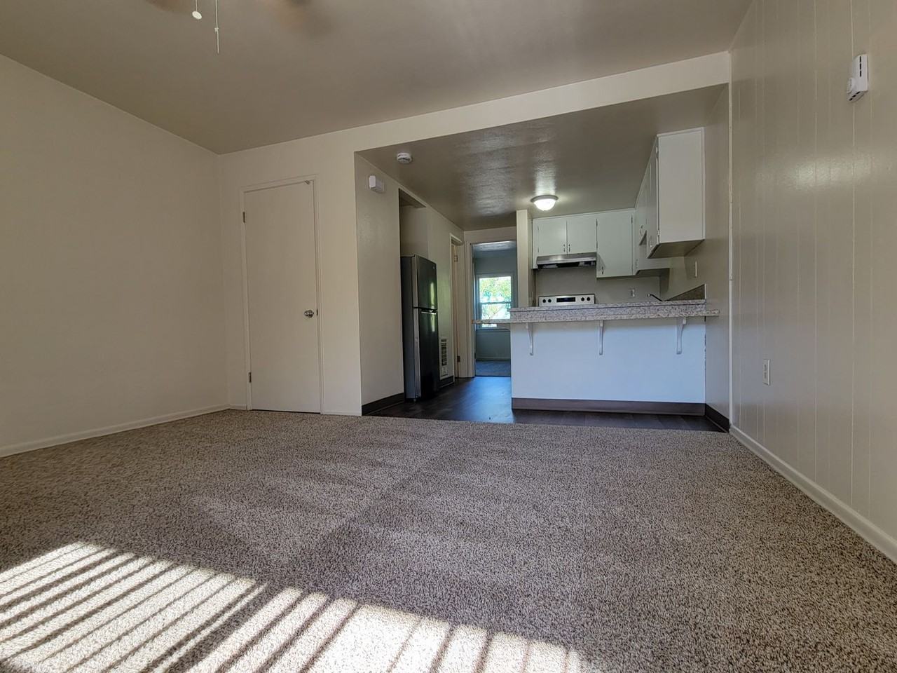 451-Hyacinth Apartments - Photo 2 of 11
