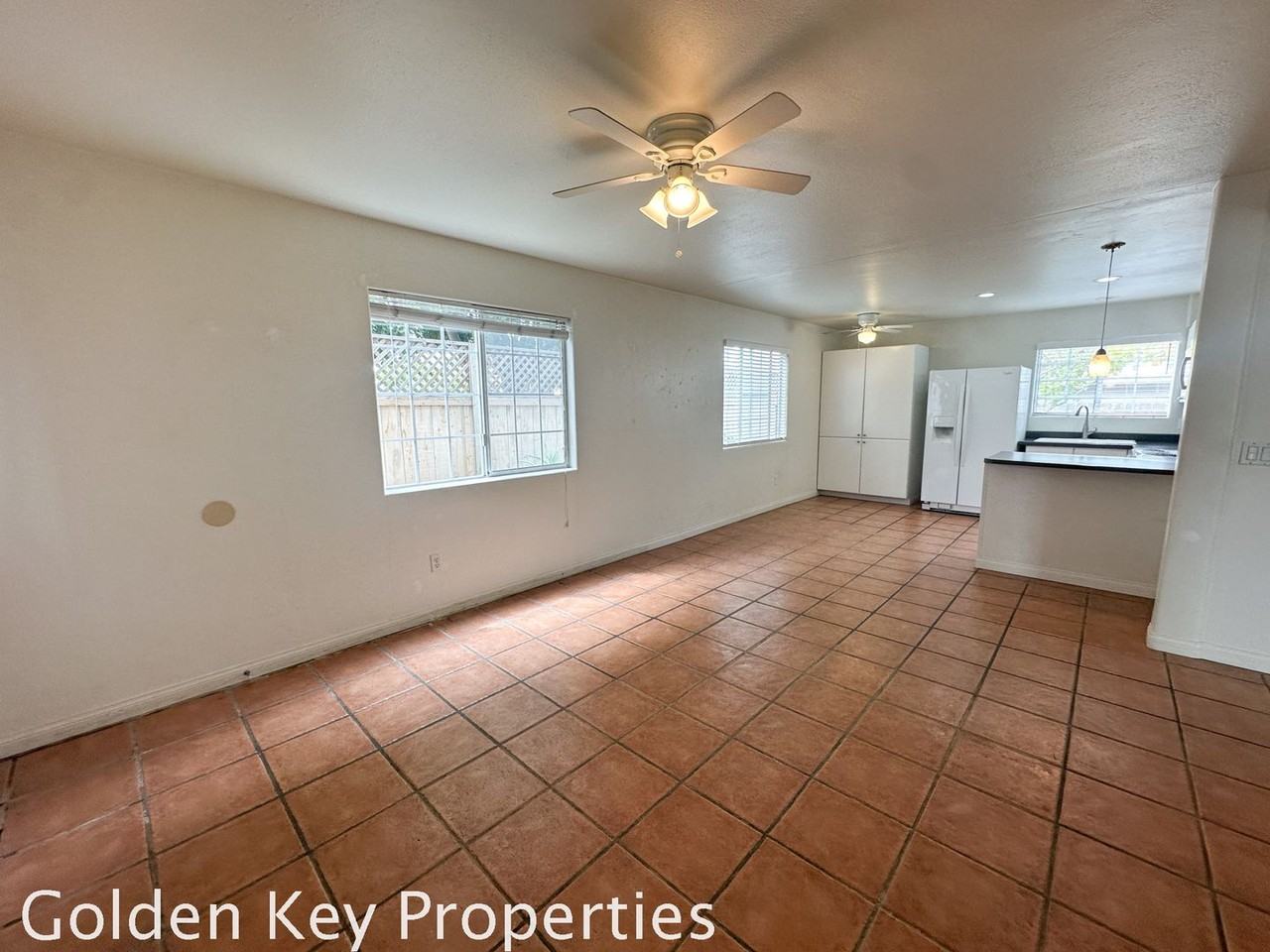 2015 Stewart St #B1 - Photo 3 of 15