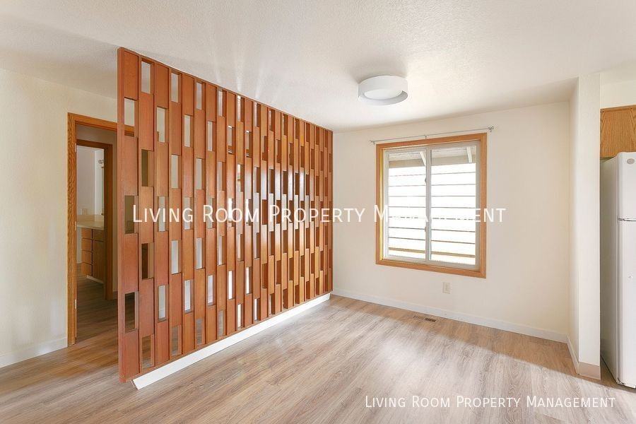 9801 Sw 49th Ave - Photo 3 of 15