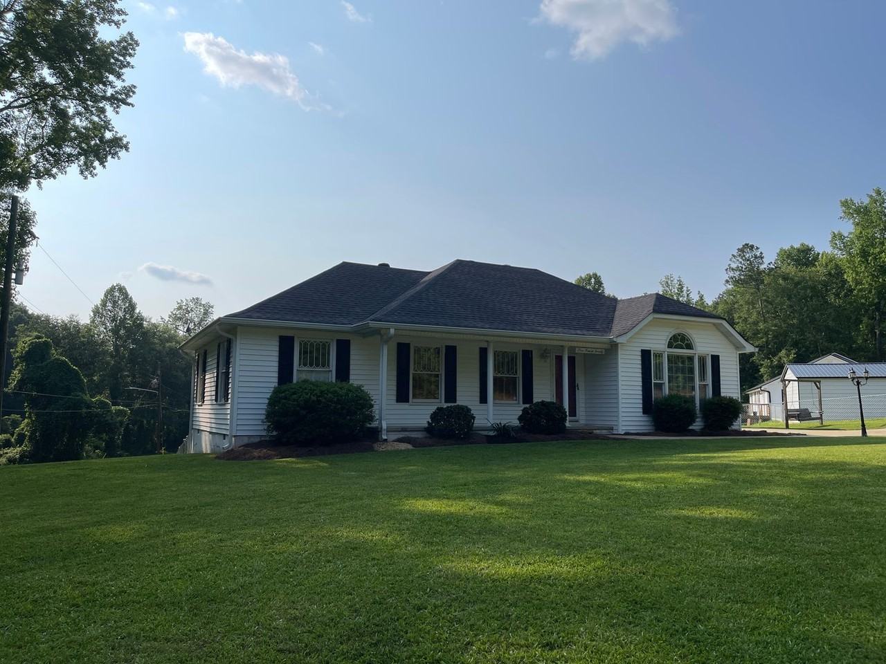 370 Georgia Highway 120 - Photo 2 of 17