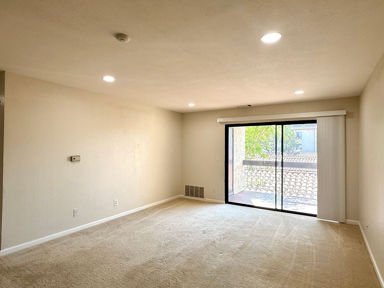 39887 Cedar Blvd - Photo 4 of 19