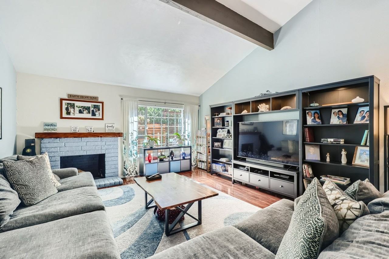 1475 Shipley Ct - Photo 6 of 28