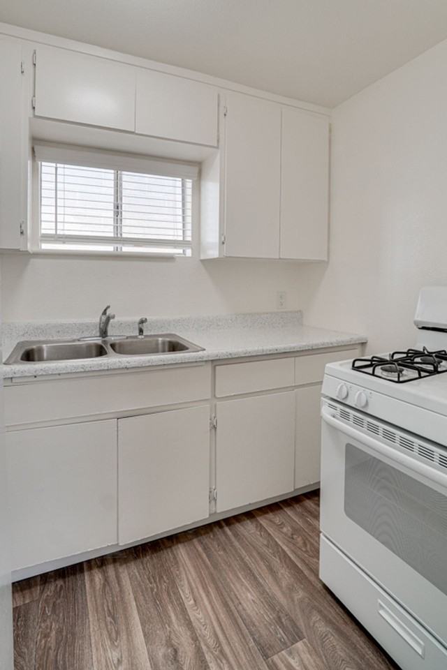 Cajon Cottages | Cozy Living in the Heart of El Cajon! - Photo 3 of 11