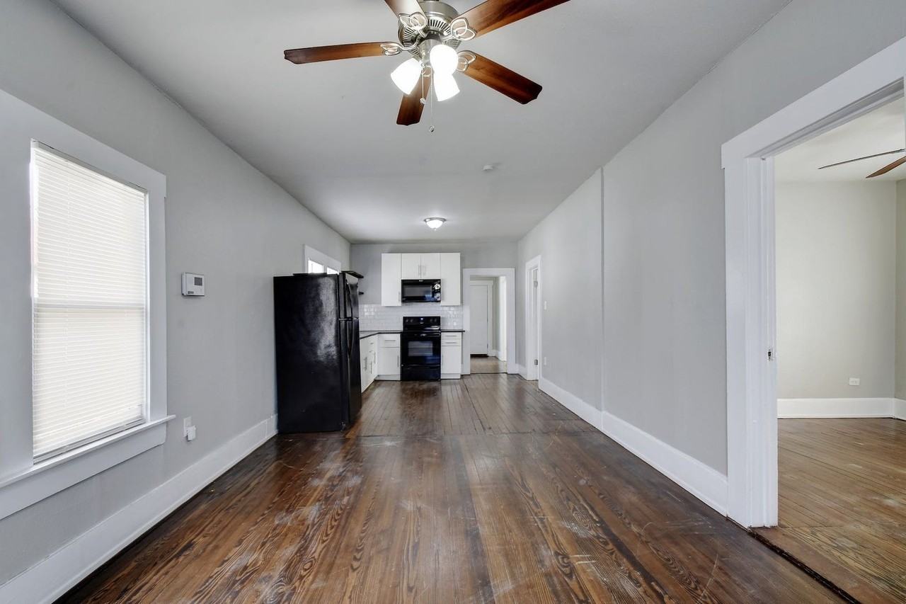 1314 N Sabinas St - Photo 4 of 20