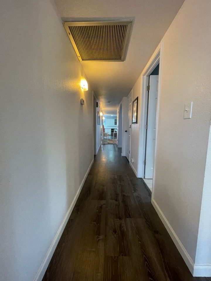 2046 Piccadilly Ln - Photo 6 of 39
