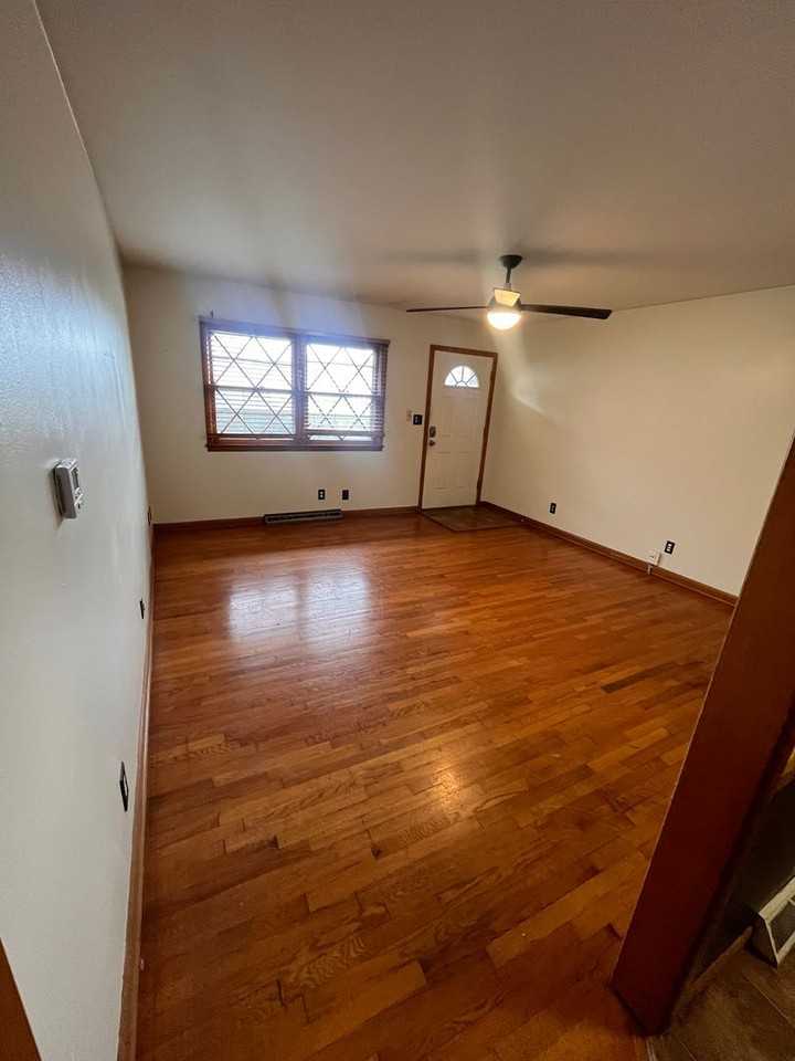 1351 S Florence Ave - Photo 2 of 19