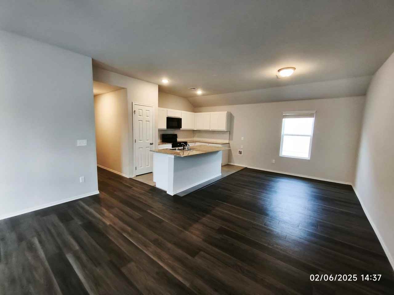 2901 Caretta Ct - Photo 3 of 14