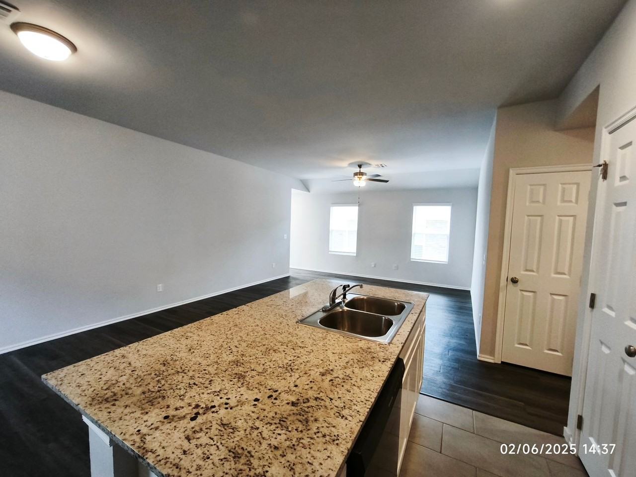 2901 Caretta Ct - Photo 4 of 14