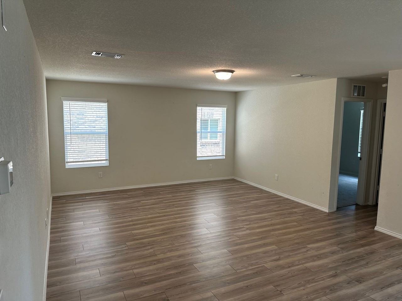 807 Ozark Path - Photo 7 of 18