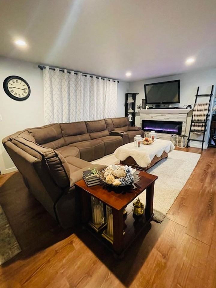 24930 237th Ave Se - Photo 2 of 22