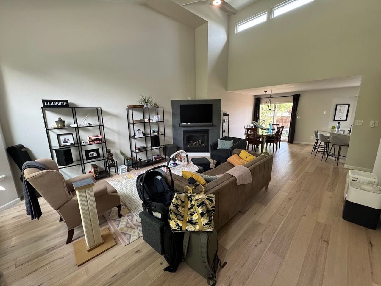 605 2nd St - Photo 2 of 22