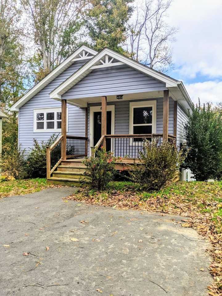 64 Marietta St - Photo 2 of 15