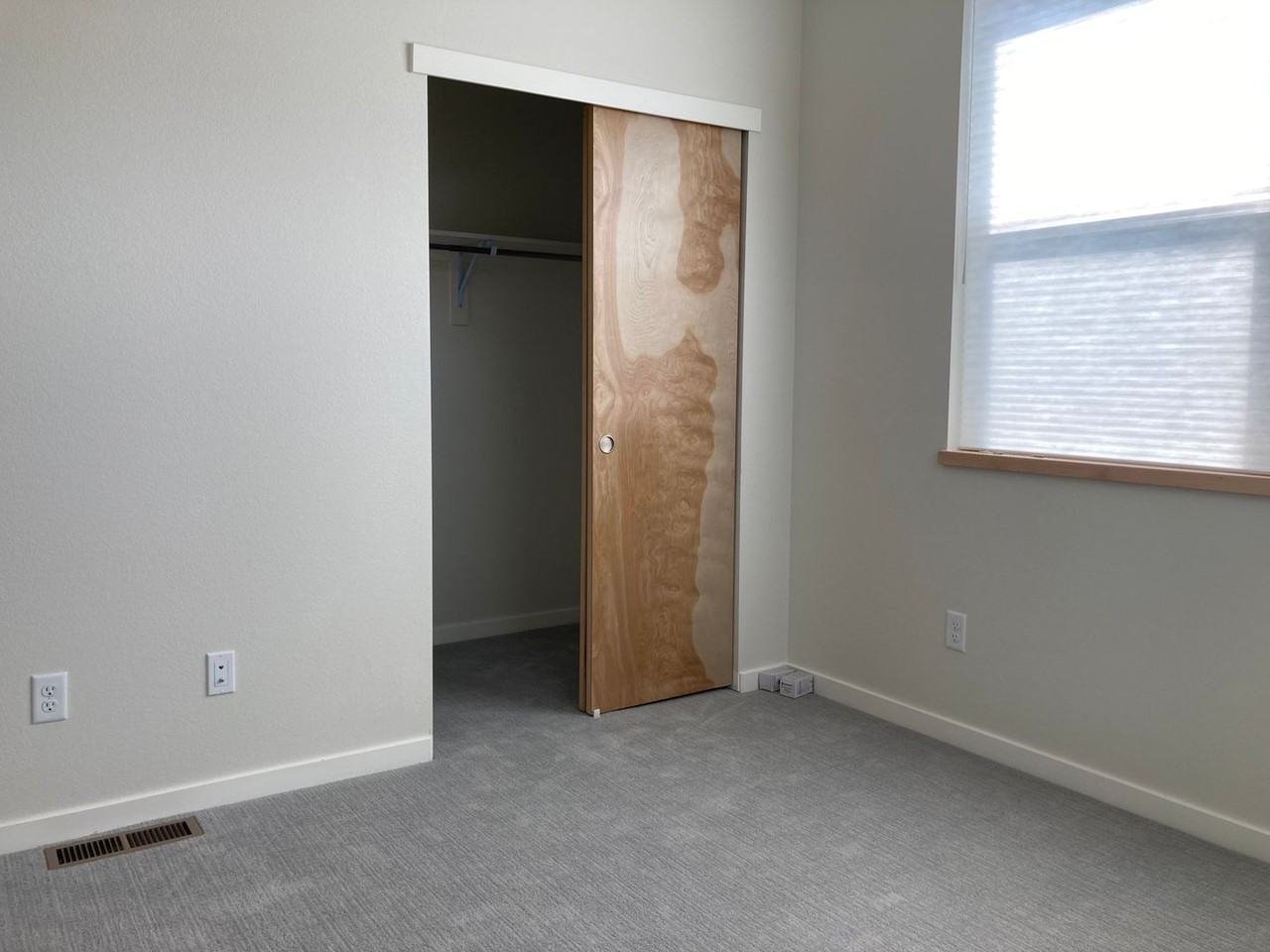 876 Cimarron Dr #C - Photo 4 of 15
