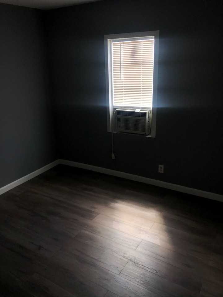 500 E Stanolind Rd - Photo 2 of 11