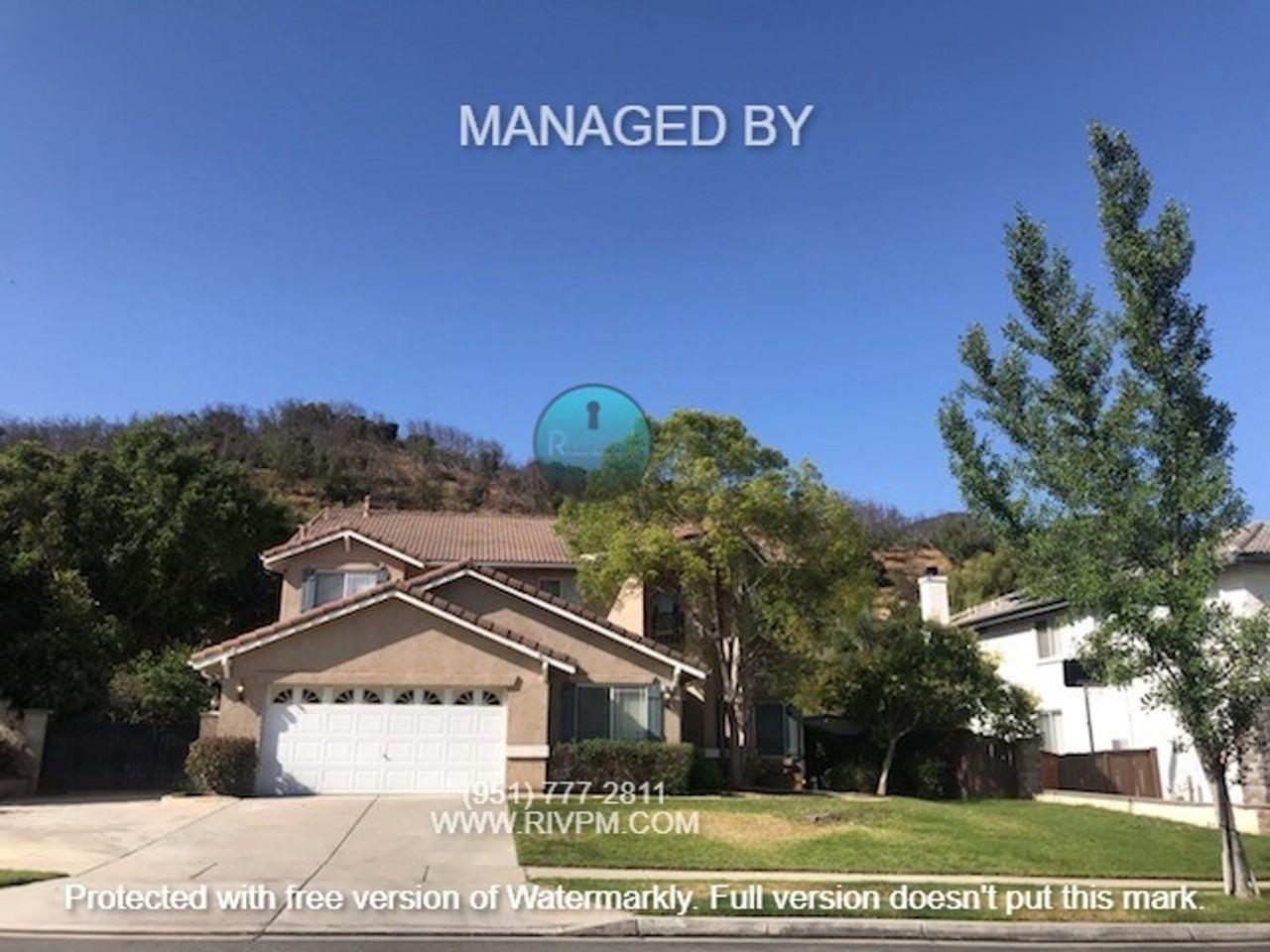 890 Shepard Crest Dr - Photo 2 of 33