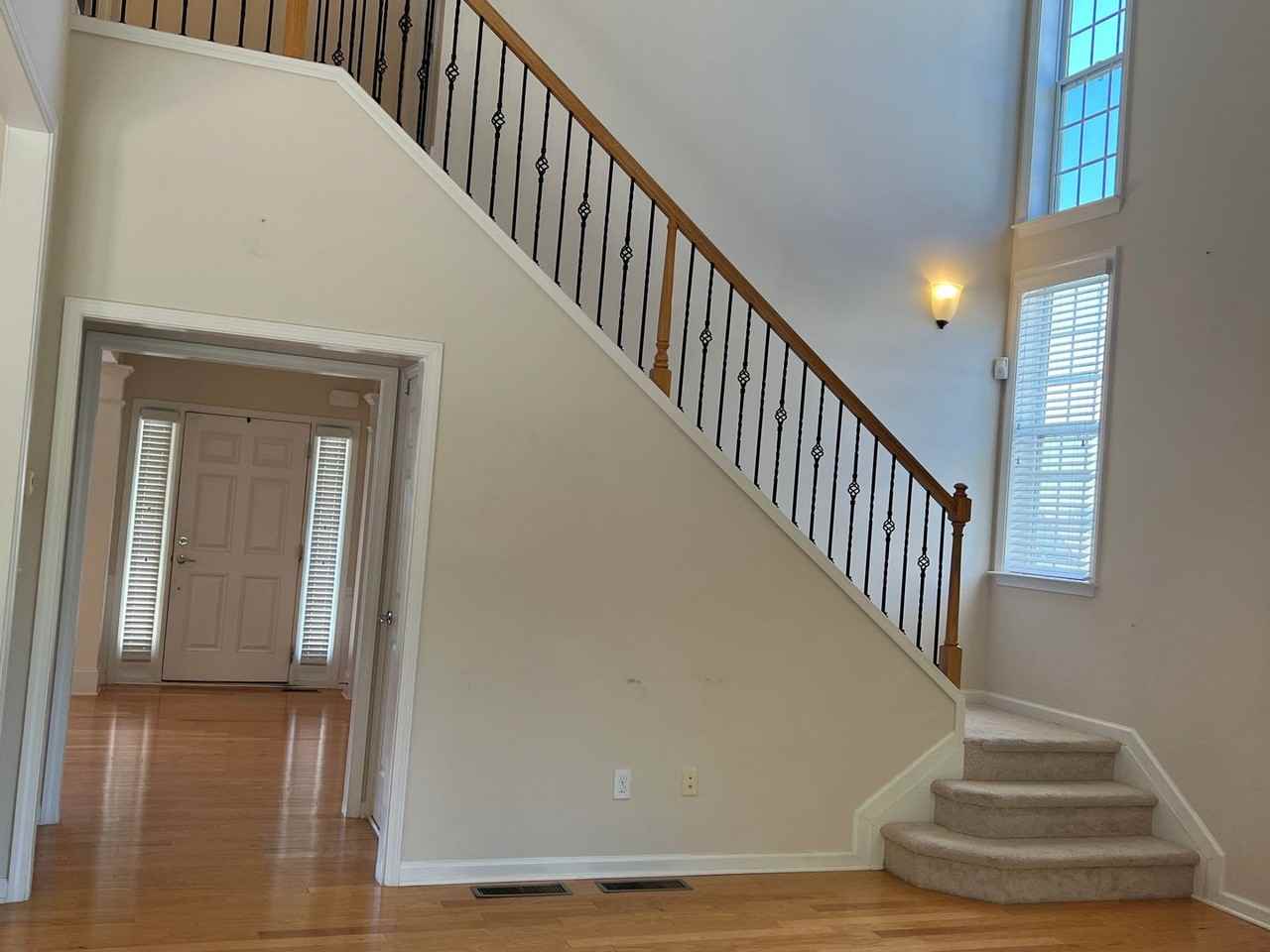 610 Cricklewood Dr - Photo 4 of 17