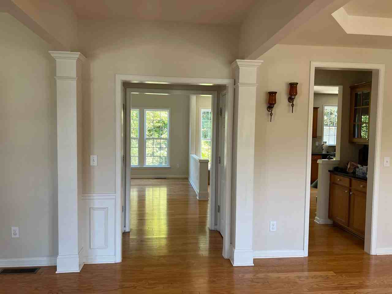 610 Cricklewood Dr - Photo 5 of 17