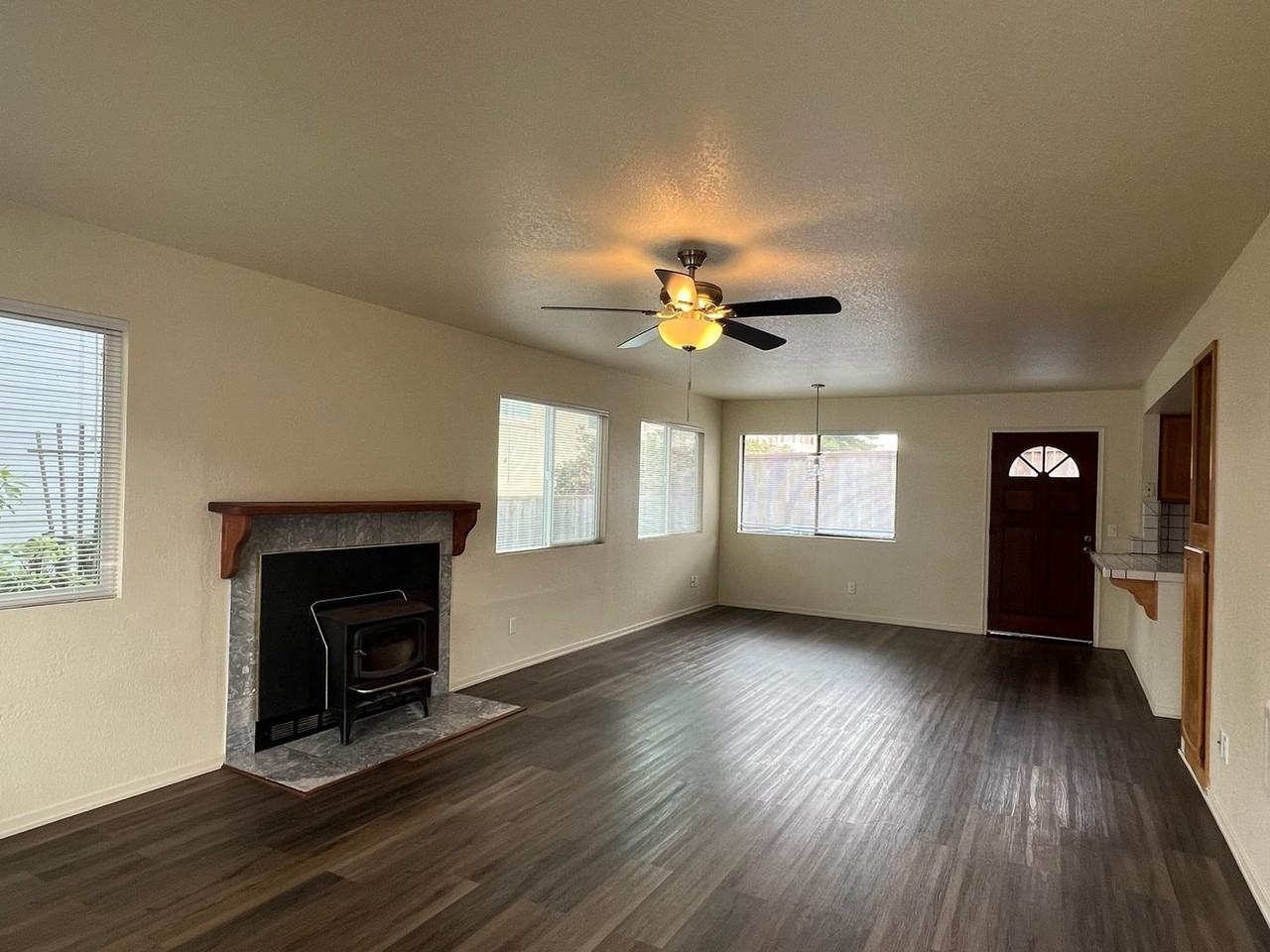 2696 Orville Ave - Photo 3 of 22