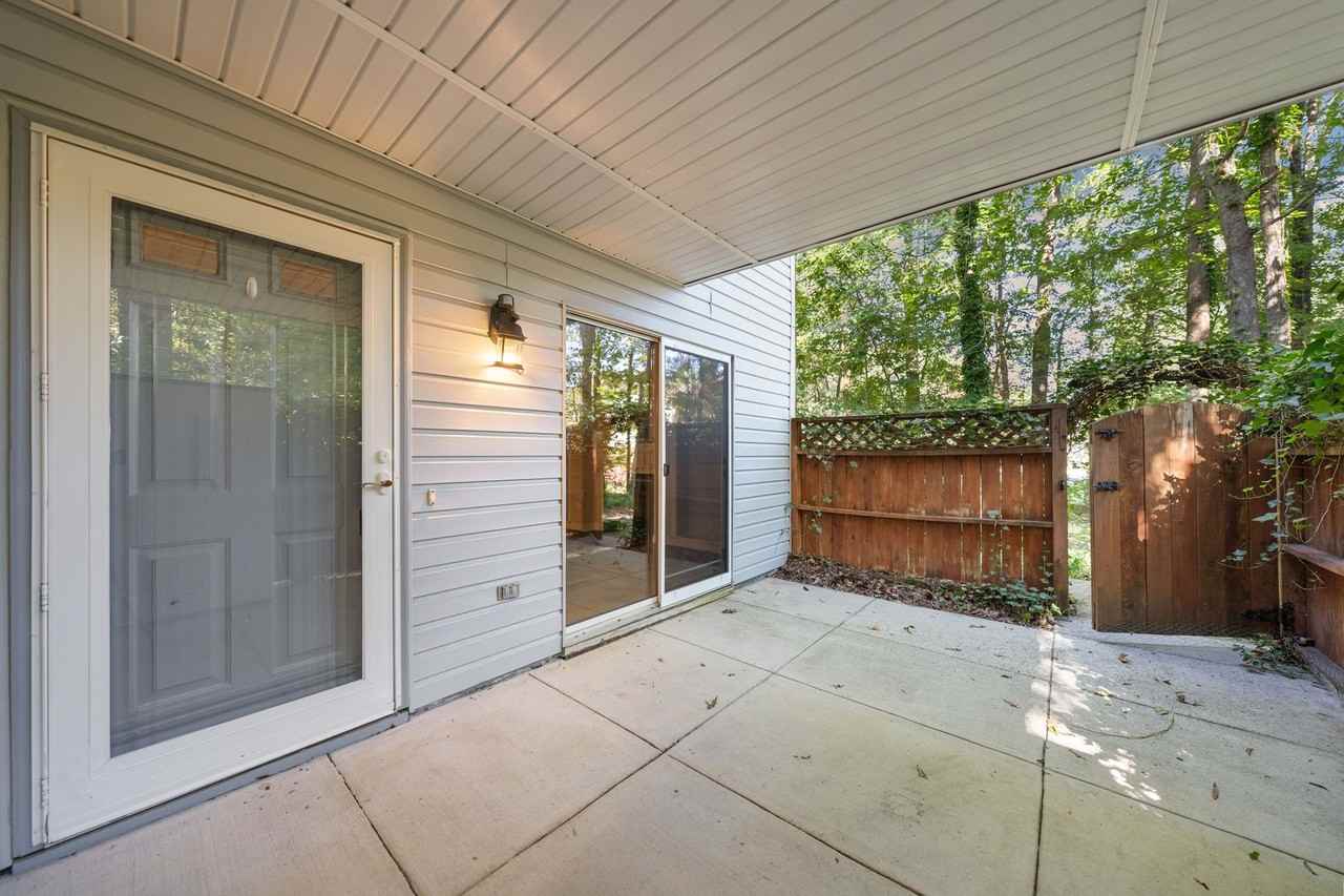 465 Summerwalk Cir - Photo 2 of 16