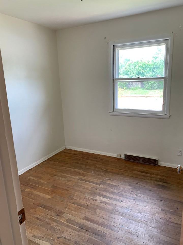 2303 Walnut Dr - Photo 7 of 16