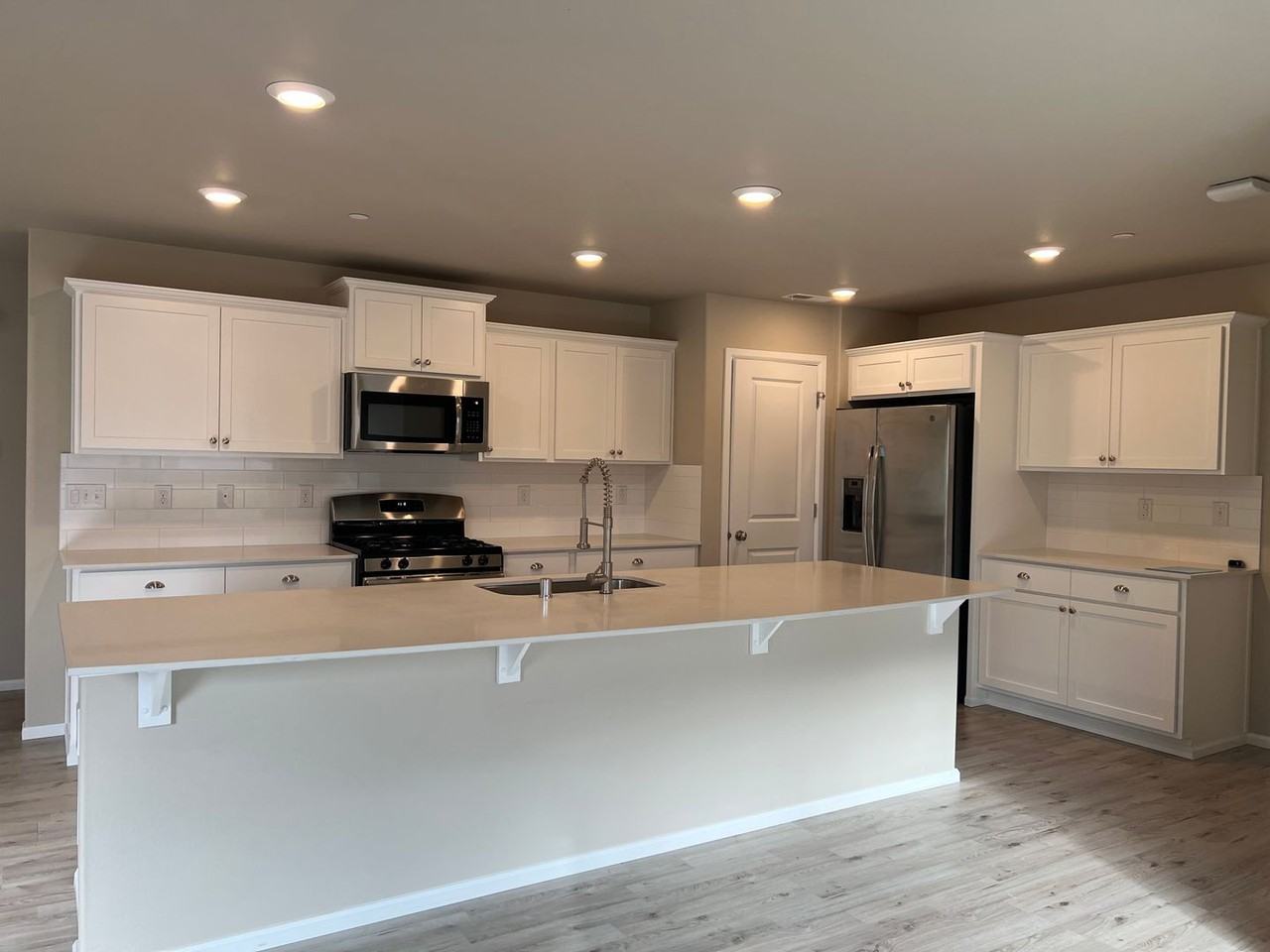 3436 Hoffman Hill Blvd - Photo 5 of 23