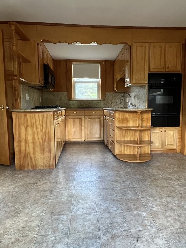 195 Gates Pond Rd #195 - Photo 2 of 15