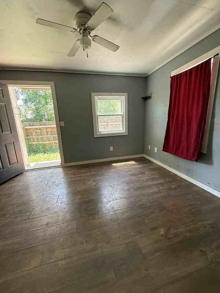 1739 Market Place Street - Photo 7 of 10