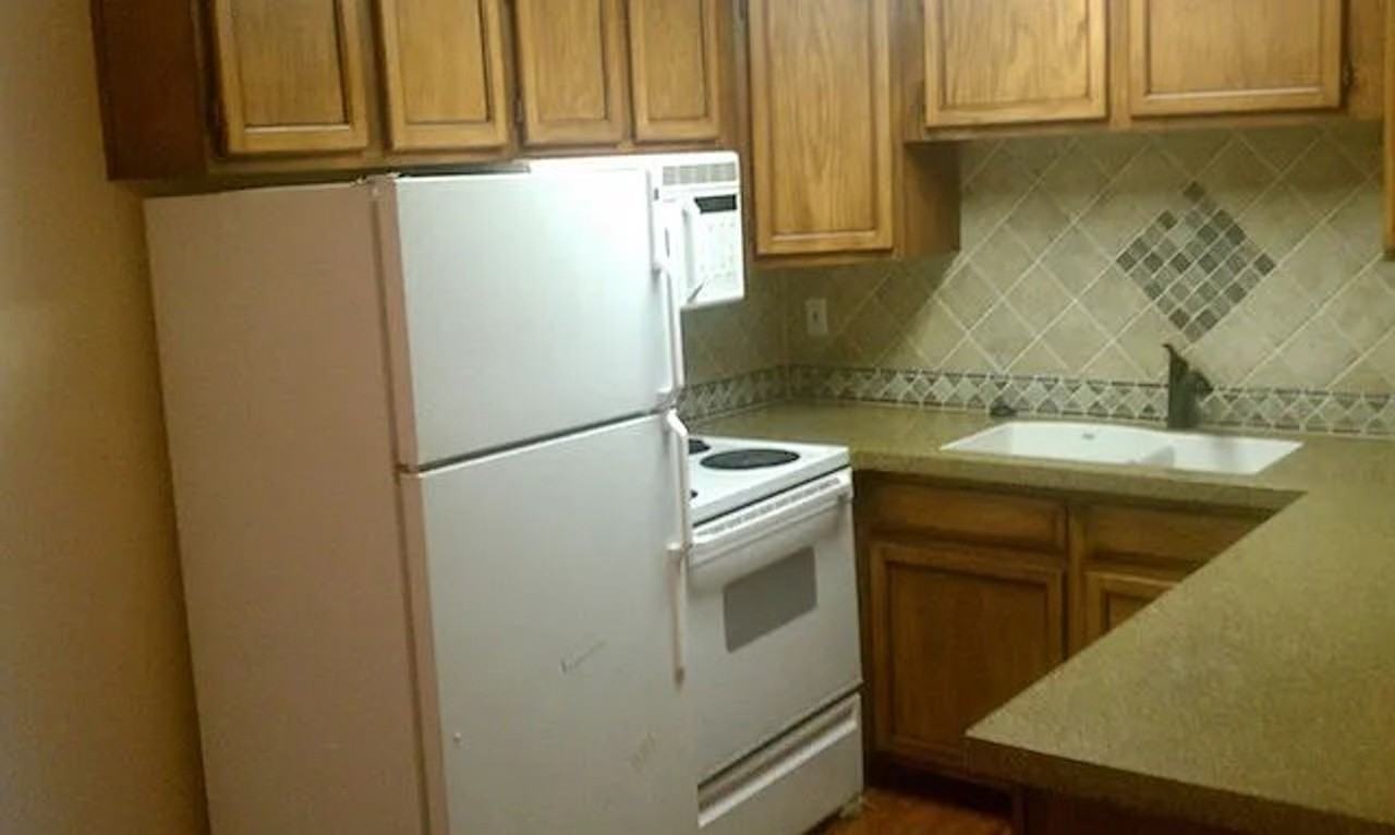 150 S 800 E - Photo 4 of 11