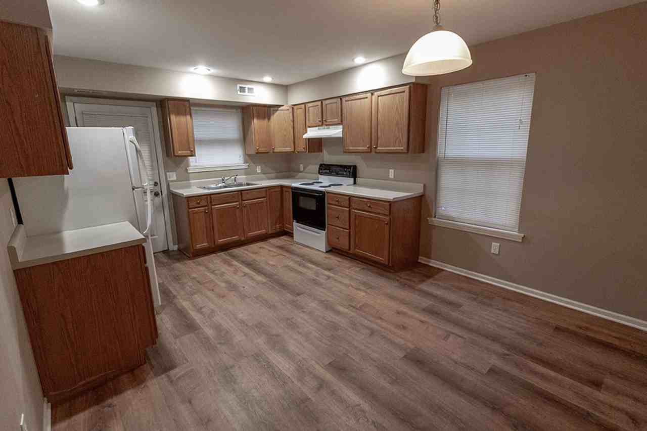 1530 Florence Dr - Photo 2 of 30