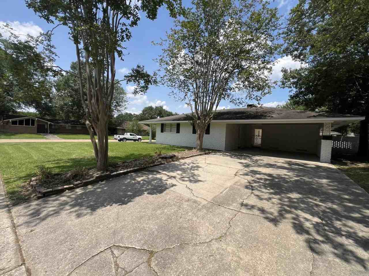 10444 Browning Dr - Photo 4 of 48